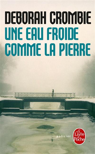 Une eau froide comme la pierre Une eau froide comme la pierre
