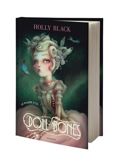 Doll bones. La poupée d'os Doll bones. La poupée d'os