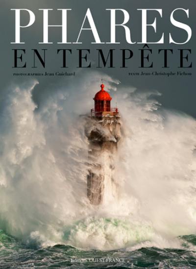 Phares en tempête
